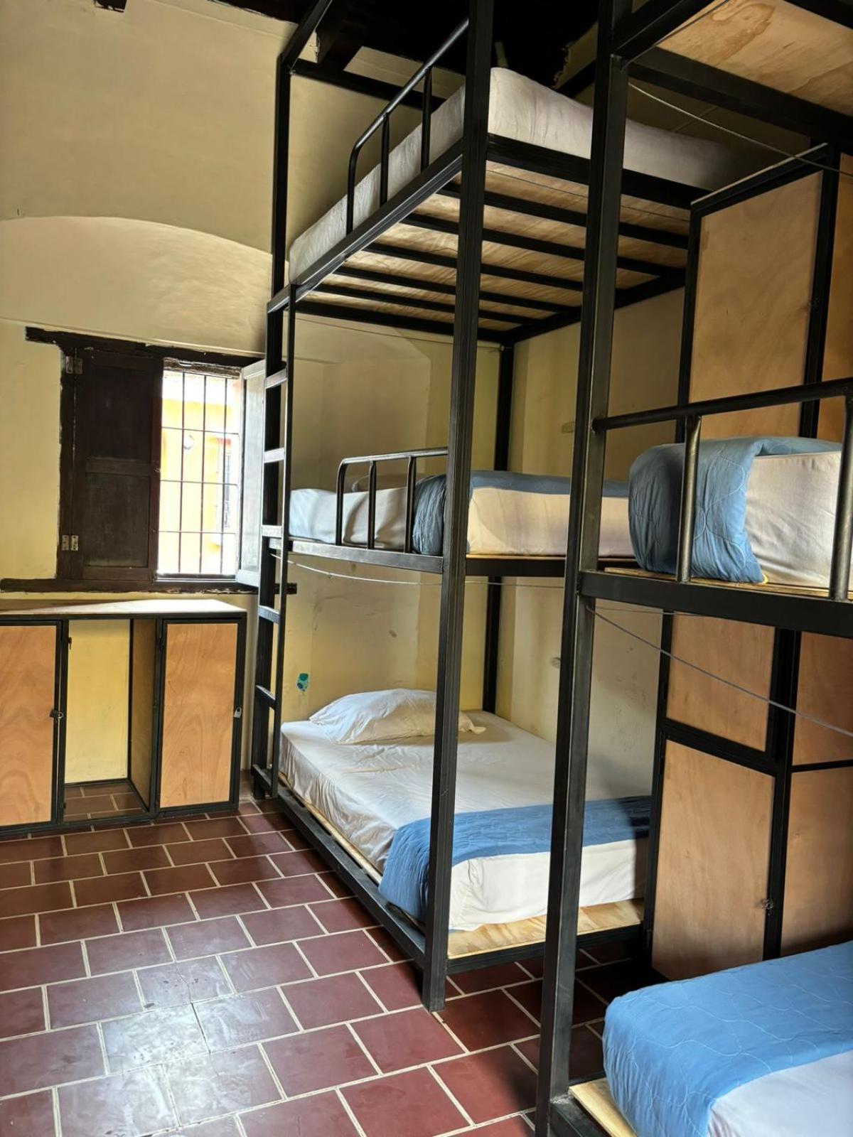 Volko Party Hostel أنتيغوا غواتيمالا المظهر الخارجي الصورة