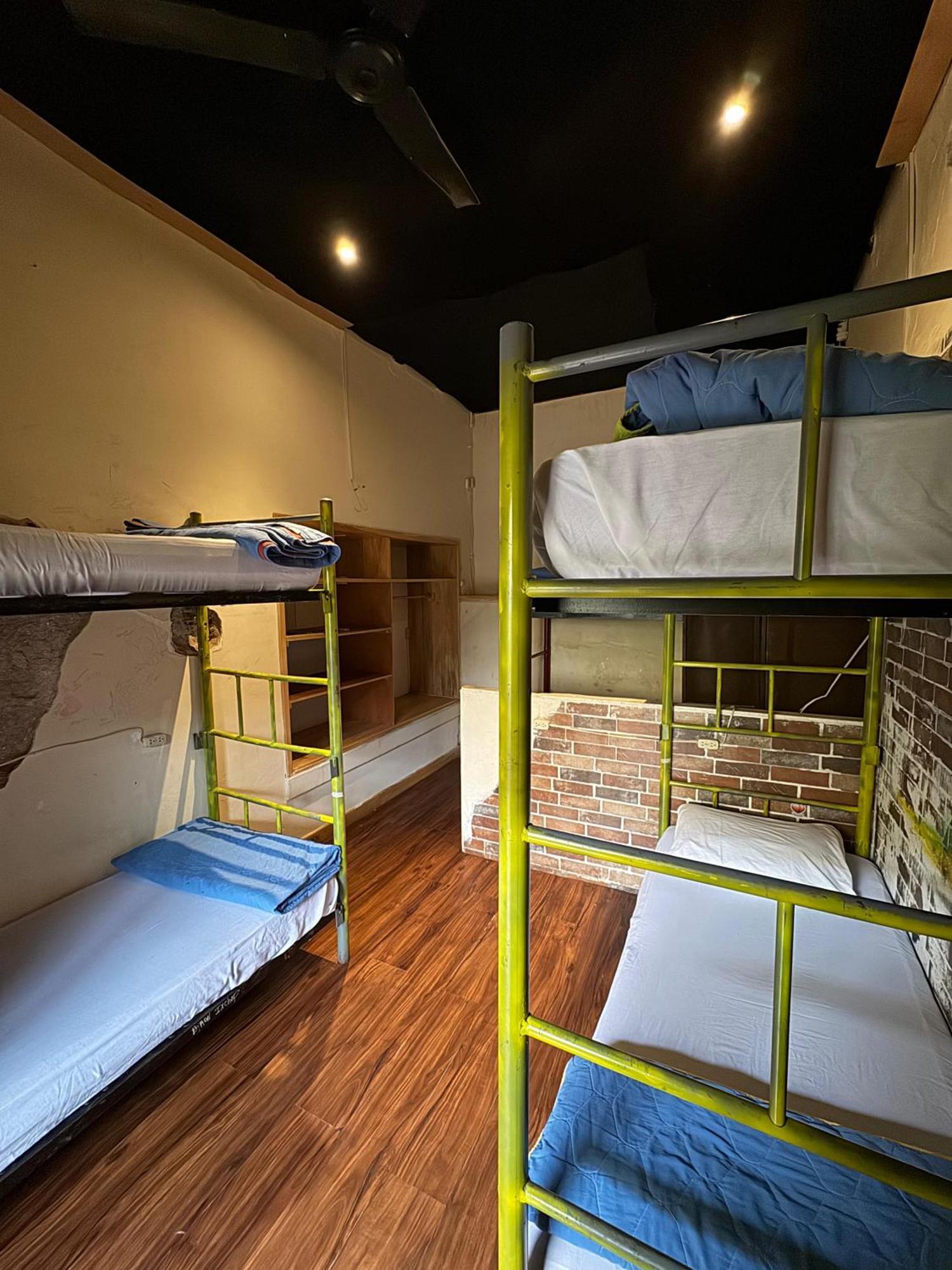 Volko Party Hostel أنتيغوا غواتيمالا المظهر الخارجي الصورة