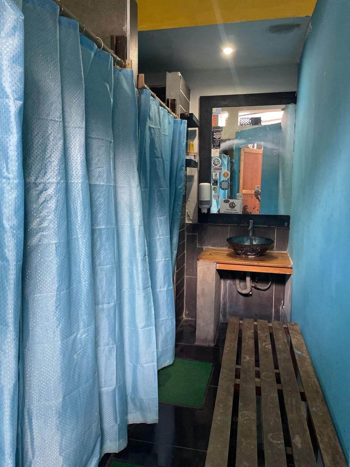 Volko Party Hostel أنتيغوا غواتيمالا الغرفة الصورة