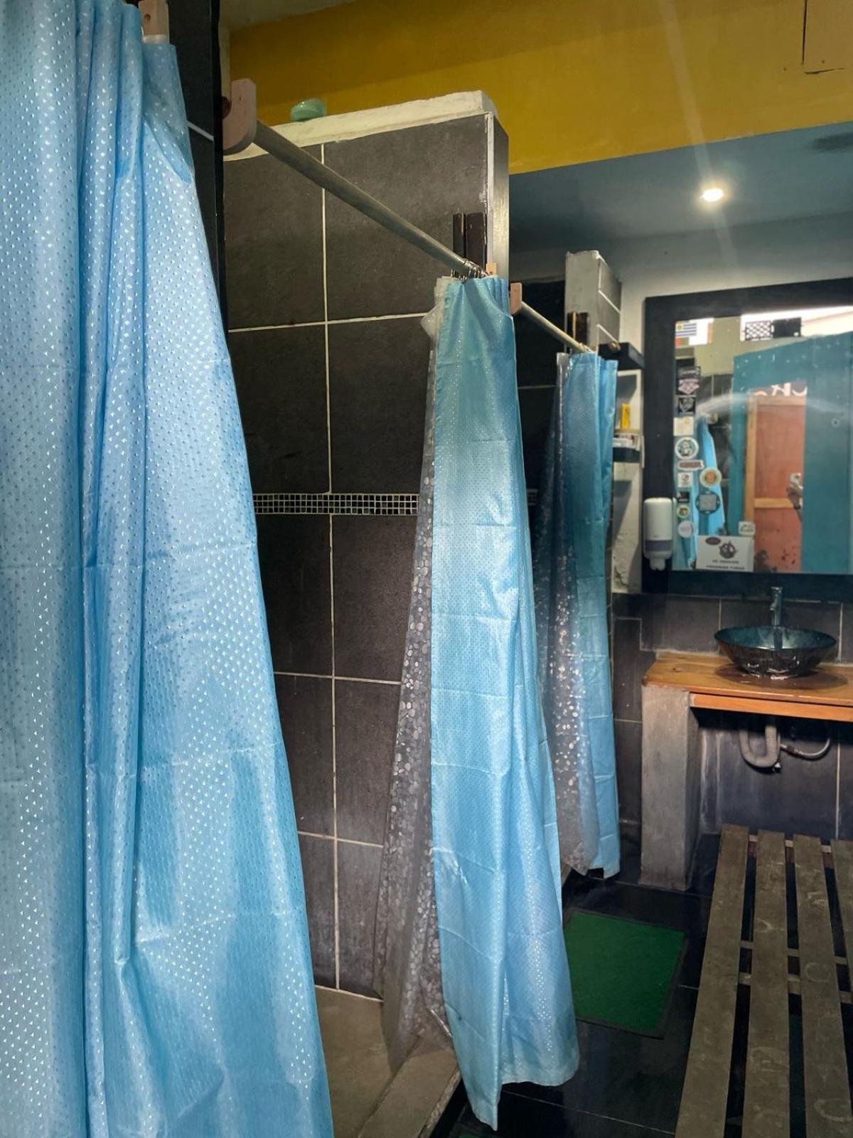 Volko Party Hostel أنتيغوا غواتيمالا المظهر الخارجي الصورة